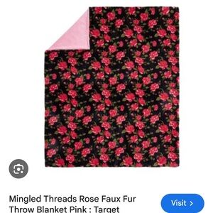 Mingled threads Rose Faux Fur Throw Blanket - Black and Pink